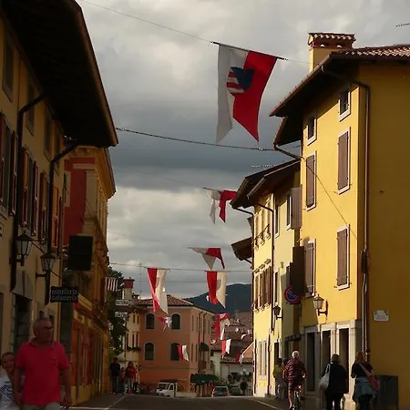 Aurora לינה וארוחת בוקר *